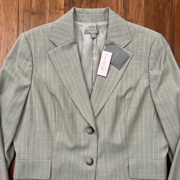 Women’s Ann Taylor Petites Striped 2 Button Suit Jacket - Brand New With Tags! - Picture 2 of 10